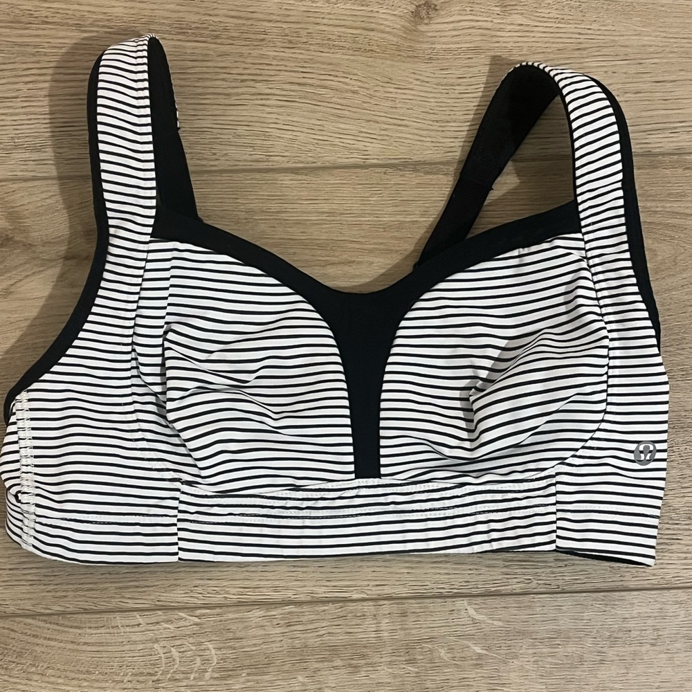 Lululemon bra